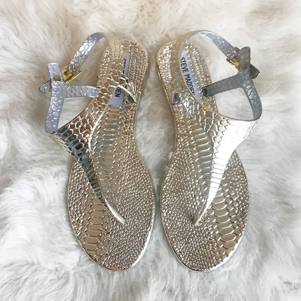 STEVE MADDEN sandals